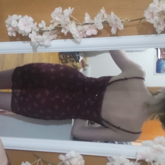 Size small, Maroon with blue bow detail, bodycon dress, forever 21 - Picture 2 of 3